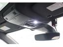 ＴＳＩ　４モーション　Ｒラインアドバンス　ワンオーナー　パノラマスライディングルーフ　革シート　純正ナビ　バックカメラ　ＨａｒｍａｎＫａｒｄｏｎプレミアムサウンド　２０インチ純正ホイール　ＬＥＤヘッドランプ　シートヒーター　記録簿　禁煙車（10枚目）