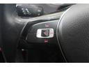 ＴＳＩコンフォートライン　純正ナビＴＶ　バックカメラ　Ｂｌｕｅｔｏｏｔｈオーディオ　ドライブレコーダー　ＵＳＢ接続ケーブル　ＥＴＣ　１５インチ純正アルミホイール　オートエアコン　革巻きステアリング　スペアキー　禁煙車（27枚目）