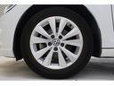 フォルクスワーゲンは、小さな車であろうと大きな車であろうと、品質と安全性に一切の妥協をしません。クラスを超えたボディ剛性、重厚なドアの閉まり音は、すべての車種に共通する揺るぎない品質の証です。