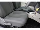 フォルクスワーゲンは、小さな車であろうと大きな車であろうと、品質と安全性に一切の妥協をしません。クラスを超えたボディ剛性、重厚なドアの閉まり音は、すべての車種に共通する揺るぎない品質の証です。