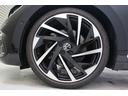 フォルクスワーゲンは、小さな車であろうと大きな車であろうと、品質と安全性に一切の妥協をしません。クラスを超えたボディ剛性、重厚なドアの閉まり音は、すべての車種に共通する揺るぎない品質の証です。