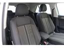 当店には中古車販売士の資格保有者が在籍しております。中古車に関する確かな知識を持つプロが、お客様の疑問や不安を解消し、公正な視点から最適な一台選びを全力でサポートいたします。安心してお任せください。