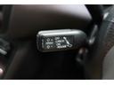 ご納車前の徹底した整備はもちろん、ご納車後もお客様の愛車を細部にわたり点検し、永く続く安心をお届けいたします。お客様のフォルクスワーゲンライフをプロの技術でサポートし続けます。