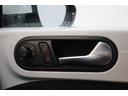 フォルクスワーゲンは、小さな車であろうと大きな車であろうと、品質と安全性に一切の妥協をしません。クラスを超えたボディ剛性、重厚なドアの閉まり音は、すべての車種に共通する揺るぎない品質の証です。