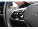 ご納車前の徹底した整備はもちろん、ご納車後もお客様の愛車を細部にわたり点検し、永く続く安心をお届けいたします。お客様のフォルクスワーゲンライフをプロの技術でサポートし続けます。