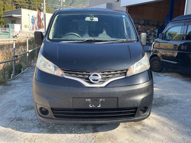 日産 ＮＶ２００バネットバン