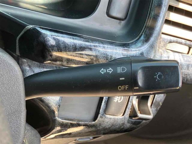 ハイエースバン 　両側スライドドア　ＡＴ　アルミホイール　エアコン　パワーステアリング　パワーウィンドウ　運転席エアバッグ　助手席エアバッグ（9枚目）