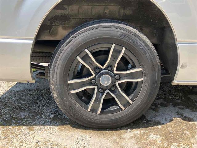 ハイエースバン 　両側スライドドア　ＡＴ　アルミホイール　エアコン　パワーステアリング　パワーウィンドウ　運転席エアバッグ　助手席エアバッグ（20枚目）