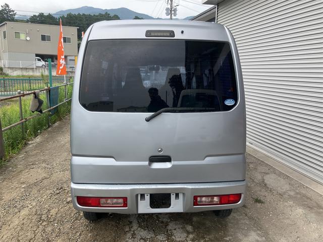 ミニキャブバン 　軽バン　ＡＴ　両側スライドドア　エアコン　パワーステアリング　運転席エアバッグ　助手席エアバッグ（18枚目）