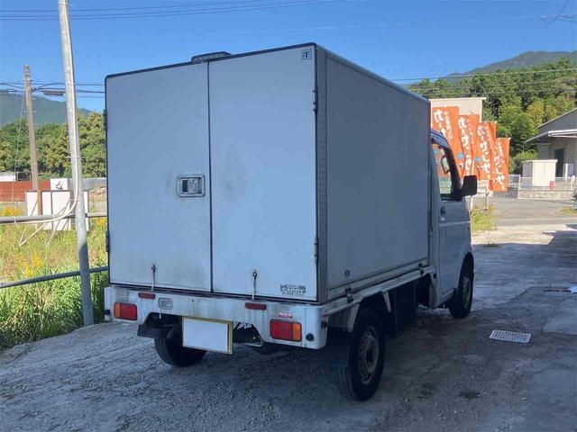 キャリイトラック  軽トラック AT エアコン パワーステアリング 運転席エアバッグ(7枚目)