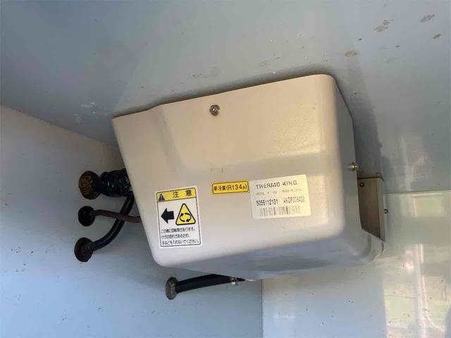 キャリイトラック  軽トラック AT エアコン パワーステアリング 運転席エアバッグ(18枚目)