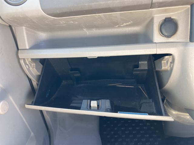 ご覧いただきありがとうございます♪気になったお車がありましたらお気軽にお電話をください♪