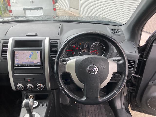 エクストレイル 20X 4WD ETC ナビ TV オートライト スマートキー 電動格納ミラー シートヒーター CVT 盗難防止システム 衝突安全ボディ Bluetooth ABS ESC エアコン パワーステアリング(3枚目)