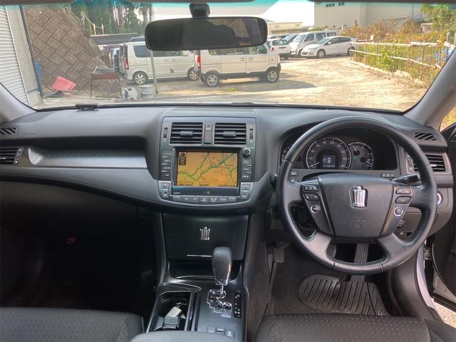 クラウン アスリート　ＥＴＣ　オートクルーズコントロール　バックカメラ　ナビ　ＴＶ　アルミホイール　オートライト　ＨＩＤ　ＡＴ　スマートキー　電動格納ミラー　盗難防止システム　ＣＤ　ＤＶＤ再生　ＭＤ（2枚目）