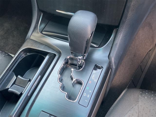 クラウン アスリート　ＥＴＣ　オートクルーズコントロール　バックカメラ　ナビ　ＴＶ　アルミホイール　オートライト　ＨＩＤ　ＡＴ　スマートキー　電動格納ミラー　盗難防止システム　ＣＤ　ＤＶＤ再生　ＭＤ（7枚目）