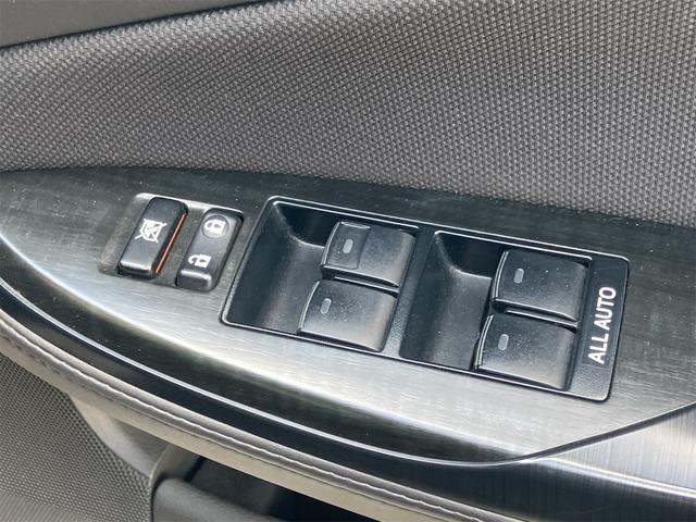 クラウン アスリート　ＥＴＣ　オートクルーズコントロール　バックカメラ　ナビ　ＴＶ　アルミホイール　オートライト　ＨＩＤ　ＡＴ　スマートキー　電動格納ミラー　盗難防止システム　ＣＤ　ＤＶＤ再生　ＭＤ（10枚目）