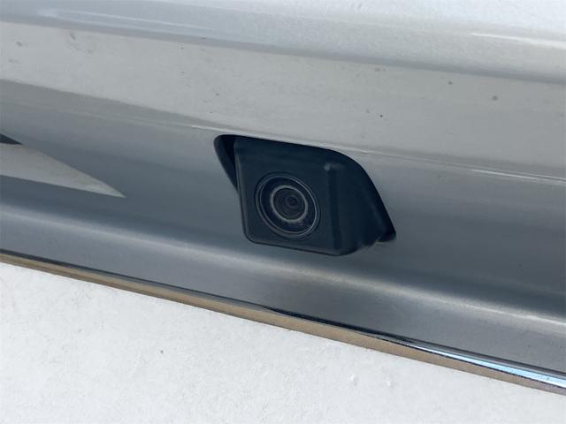 クラウン アスリート　ＥＴＣ　オートクルーズコントロール　バックカメラ　ナビ　ＴＶ　アルミホイール　オートライト　ＨＩＤ　ＡＴ　スマートキー　電動格納ミラー　盗難防止システム　ＣＤ　ＤＶＤ再生　ＭＤ（18枚目）