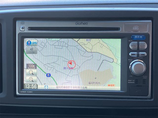 �i�r�t�������s��h���C�u���y�����ЂƎ��I���߂Ă̓��ł��������ƂȂ��G�X�R�[�g���Ă���܂��B