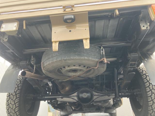 タウンエーストラック 　ＡＴ　ＥＴＣ　ナビ　ＴＶ　アルミホイール　エアコン　運転席エアバッグ　助手席エアバッグ　ＣＤ　ＤＶＤ再生　ＵＳＢ　Ｂｌｕｅｔｏｏｔｈ（11枚目）