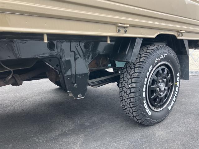 タウンエーストラック 　ＡＴ　ＥＴＣ　ナビ　ＴＶ　アルミホイール　エアコン　運転席エアバッグ　助手席エアバッグ　ＣＤ　ＤＶＤ再生　ＵＳＢ　Ｂｌｕｅｔｏｏｔｈ（18枚目）