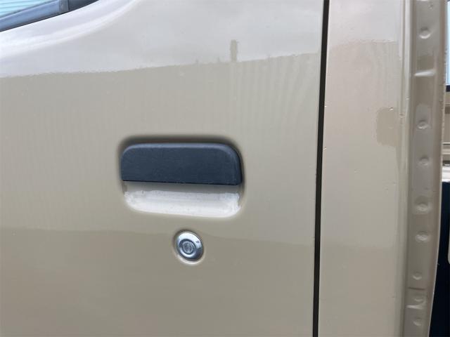 タウンエーストラック 　ＡＴ　ＥＴＣ　ナビ　ＴＶ　アルミホイール　エアコン　運転席エアバッグ　助手席エアバッグ　ＣＤ　ＤＶＤ再生　ＵＳＢ　Ｂｌｕｅｔｏｏｔｈ（19枚目）