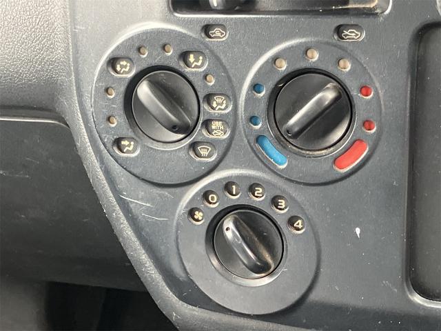 タウンエーストラック 　ＡＴ　ＥＴＣ　ナビ　ＴＶ　アルミホイール　エアコン　運転席エアバッグ　助手席エアバッグ　ＣＤ　ＤＶＤ再生　ＵＳＢ　Ｂｌｕｅｔｏｏｔｈ（31枚目）