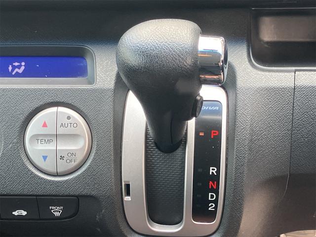 ライフ ディーバスマートスタイル　ドライブレコーダー　バックカメラ　ナビ　ＴＶ　ＨＩＤ　スマートキー　電動格納ミラー　ベンチシート　ＡＴ　盗難防止システム　ＡＢＳ　ＣＤ　ＵＳＢ　ミュージックプレイヤー接続可　アルミホイール（8枚目）