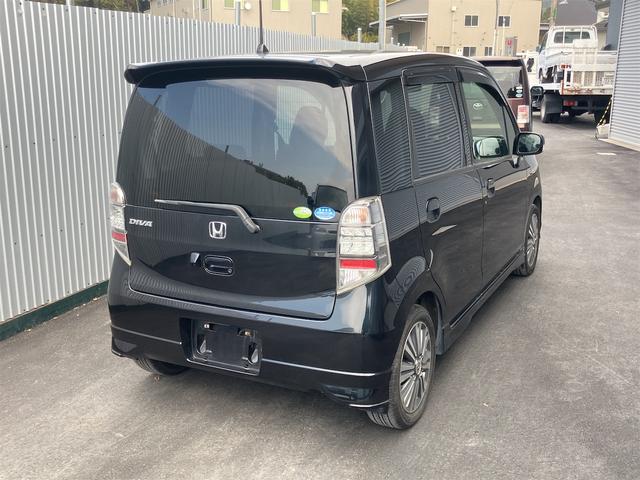 ライフ ディーバスマートスタイル　ドライブレコーダー　バックカメラ　ナビ　ＴＶ　ＨＩＤ　スマートキー　電動格納ミラー　ベンチシート　ＡＴ　盗難防止システム　ＡＢＳ　ＣＤ　ＵＳＢ　ミュージックプレイヤー接続可　アルミホイール（16枚目）