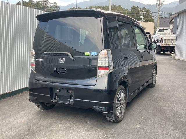 ライフ ディーバスマートスタイル　ドライブレコーダー　バックカメラ　ナビ　ＴＶ　ＨＩＤ　スマートキー　電動格納ミラー　ベンチシート　ＡＴ　盗難防止システム　ＡＢＳ　ＣＤ　ＵＳＢ　ミュージックプレイヤー接続可　アルミホイール（17枚目）