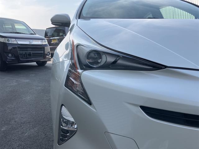 プリウス Ｓ　ドライブレコーダー　レーンアシスト　オートクルーズコントロール　衝突被害軽減システム　バックカメラ　ナビ　ＴＶ　アルミホイール　オートマチックハイビーム　オートライト　ＬＥＤヘッドランプ　ＣＶＴ（31枚目）