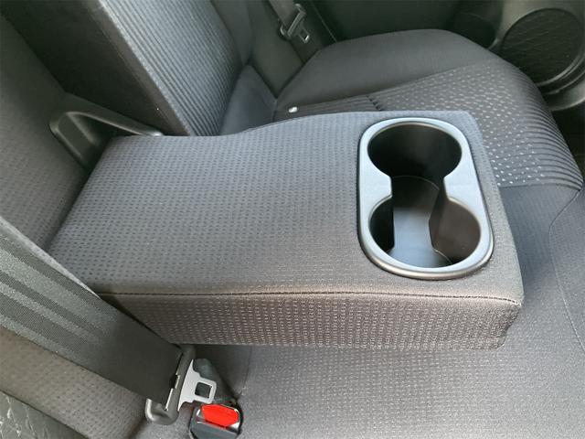 プリウス Ｓ　ドライブレコーダー　レーンアシスト　オートクルーズコントロール　衝突被害軽減システム　バックカメラ　ナビ　ＴＶ　アルミホイール　オートマチックハイビーム　オートライト　ＬＥＤヘッドランプ　ＣＶＴ（49枚目）