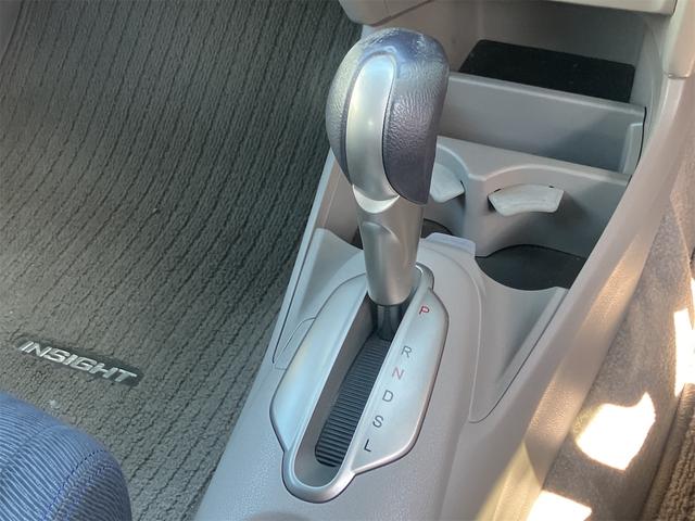 ���i�����ގ��ɕK�����삷�郌�o�[�ł��B����̂��₷�����̂ɂȂ��Ă��܂��B���Ј�x�̊����Ă��������B