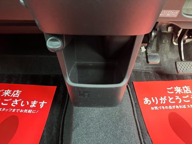 ムーヴ カスタム　Ｘ　ハイパーＳＡＩＩ　９インチナビ　フルセグテレビ　バックカメラ　ＥＴＣ　スマートキー　プッシュスタート　アイドリングストップ　衝突被害軽減システム（52枚目）