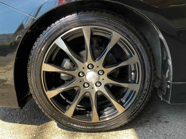 プリウス Ｓ　ＥＴＣ　バックカメラ　ナビ　ＴＶ　ローダウン　アルミホイール　オートライト　ＨＩＤ　ＣＶＴ　スマートキー　電動格納ミラー　盗難防止システム　ＣＤ　ＵＳＢ　ミュージックプレイヤー接続可（28枚目）