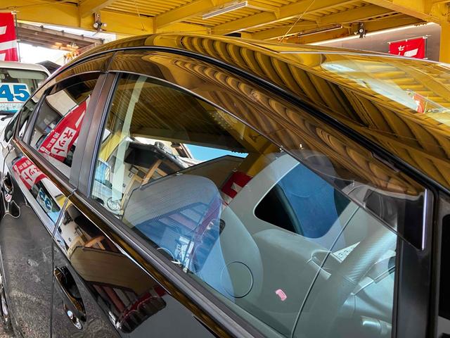 プリウス Ｓ　ＥＴＣ　バックカメラ　ナビ　ＴＶ　ローダウン　アルミホイール　オートライト　ＨＩＤ　ＣＶＴ　スマートキー　電動格納ミラー　盗難防止システム　ＣＤ　ＵＳＢ　ミュージックプレイヤー接続可（31枚目）
