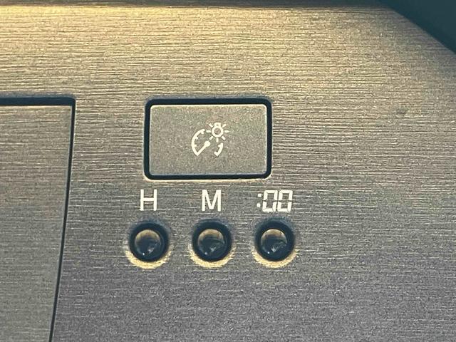 プリウス Ｓ　ＥＴＣ　バックカメラ　ナビ　ＴＶ　ローダウン　アルミホイール　オートライト　ＨＩＤ　ＣＶＴ　スマートキー　電動格納ミラー　盗難防止システム　ＣＤ　ＵＳＢ　ミュージックプレイヤー接続可（37枚目）