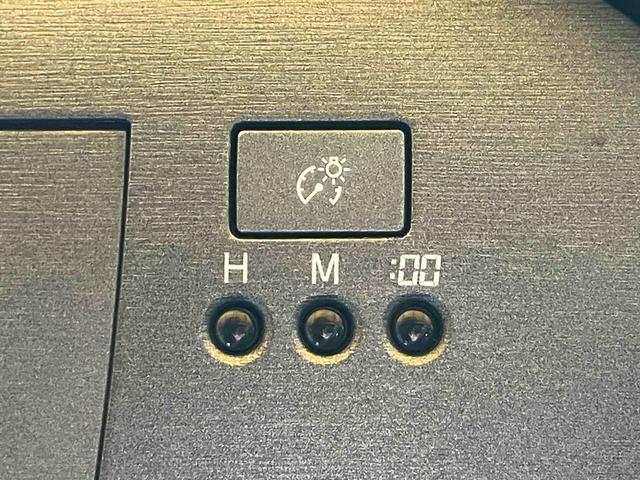 プリウス Ｓ　ＥＴＣ　バックカメラ　ナビ　ＴＶ　ローダウン　アルミホイール　オートライト　ＨＩＤ　ＣＶＴ　スマートキー　電動格納ミラー　盗難防止システム　ＣＤ　ＵＳＢ　ミュージックプレイヤー接続可（42枚目）