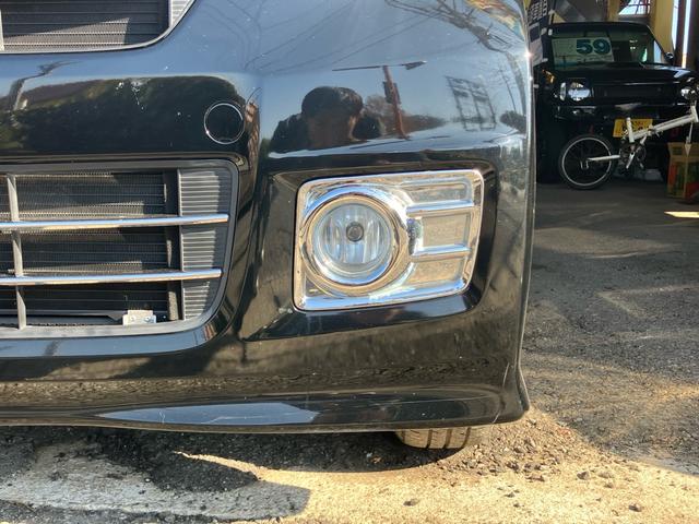 N-BOXカスタム G・Lパッケージ 車検満了日R9年5月 メモリーナビ フルセグTV DVD再生 CD Bluetoothオーディオ 両側スライドドア 左側電動スライドドア HID キーレスエントリー スマートキー アイドリングストップ(7枚目)