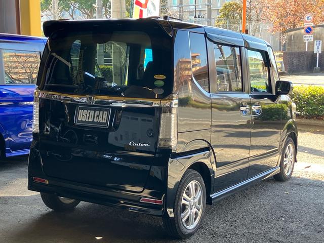 N-BOXカスタム G・Lパッケージ 車検満了日R9年5月 メモリーナビ フルセグTV DVD再生 CD Bluetoothオーディオ 両側スライドドア 左側電動スライドドア HID キーレスエントリー スマートキー アイドリングストップ(11枚目)