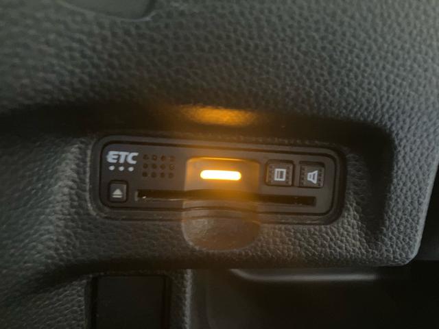 N-BOXカスタム G・Lホンダセンシング 後席モニター ドライブレコーダー ETC メモリーナビ バックカメラ DVD CD Bluetoothオーディオ 左側パワースライドドア レザーシートカバー オートライト オートマティックハイビーム(20枚目)