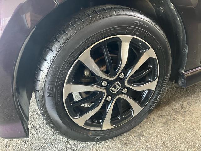 N-BOXカスタム G・Lホンダセンシング 後席モニター ドライブレコーダー ETC メモリーナビ バックカメラ DVD CD Bluetoothオーディオ 左側パワースライドドア レザーシートカバー オートライト オートマティックハイビーム(41枚目)