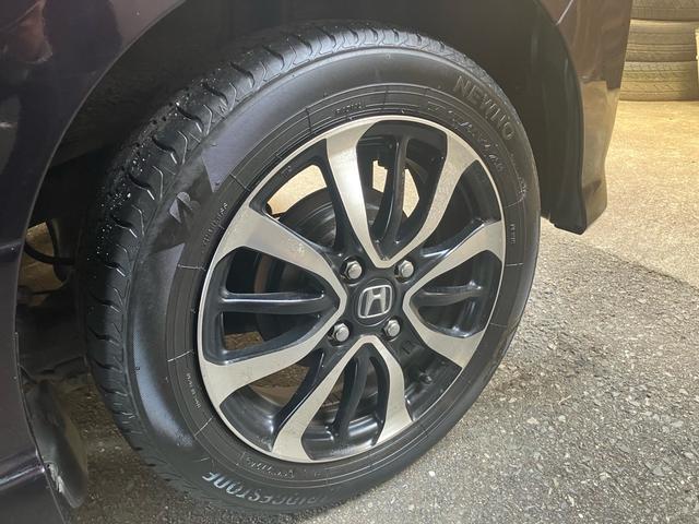 N-BOXカスタム G・Lホンダセンシング 後席モニター ドライブレコーダー ETC メモリーナビ バックカメラ DVD CD Bluetoothオーディオ 左側パワースライドドア レザーシートカバー オートライト オートマティックハイビーム(42枚目)