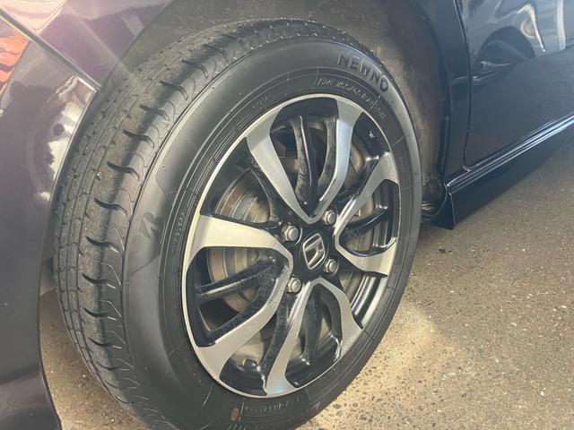 N-BOXカスタム G・Lホンダセンシング 後席モニター ドライブレコーダー ETC メモリーナビ バックカメラ DVD CD Bluetoothオーディオ 左側パワースライドドア レザーシートカバー オートライト オートマティックハイビーム(43枚目)