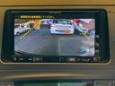 プリウス Ｓ　ＥＴＣ　バックカメラ　ナビ　ＴＶ　ローダウン　アルミホイール　オートライト　ＨＩＤ　ＣＶＴ　スマートキー　電動格納ミラー　盗難防止システム　ＣＤ　ＵＳＢ　ミュージックプレイヤー接続可（4枚目）