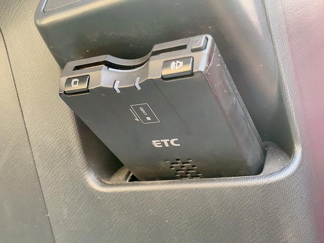 Ｓ　ワンオーナー　ＥＴＣ　バックカメラ　ナビ　ＴＶ　オートライト　スマートキー　電動格納ミラー　ＣＶＴ　衝突安全ボディ　ＡＢＳ　ＥＳＣ　ＣＤ　ＵＳＢ　ミュージックプレイヤー接続可　エアコン(10枚目)