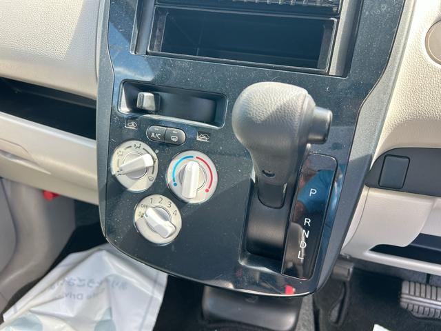 デイズ Ｊ　保証１２ヵ月・走行無制限　キーレスエントリー　ベンチシート　ＣＶＴ　ＡＢＳ　ＣＤ　衝突安全ボディ　エアコン　パワーステアリング　パワーウィンドウ（6枚目）