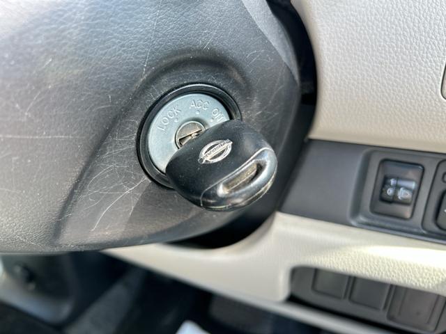 デイズ Ｊ　保証１２ヵ月・走行無制限　キーレスエントリー　ベンチシート　ＣＶＴ　ＡＢＳ　ＣＤ　衝突安全ボディ　エアコン　パワーステアリング　パワーウィンドウ（7枚目）