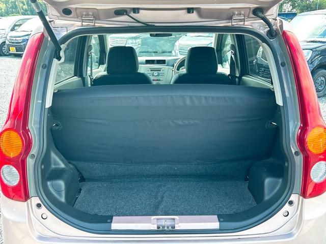 ミラ Ｌ　キーレスエントリー　電動格納ミラー　ＭＴ　盗難防止システム　ＣＤ　衝突安全ボディ　エアコン　パワーステアリング　パワーウィンドウ　運転席エアバッグ　助手席エアバッグ（18枚目）
