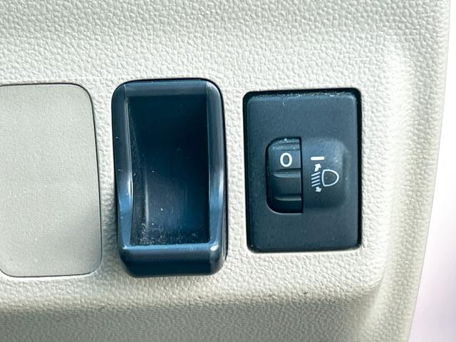 ミラ Ｌ　キーレスエントリー　電動格納ミラー　ＭＴ　盗難防止システム　ＣＤ　衝突安全ボディ　エアコン　パワーステアリング　パワーウィンドウ　運転席エアバッグ　助手席エアバッグ（26枚目）