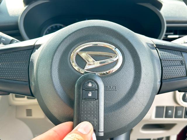 ムーヴ Ｘ　オートライト　スマートキー　アイドリングストップ　電動格納ミラー　ベンチシート　ＣＶＴ　盗難防止システム　ＡＢＳ　ＥＳＣ　ＣＤ　ＵＳＢ　アルミホイール　衝突安全ボディ　エアコン　パワーステアリング（9枚目）